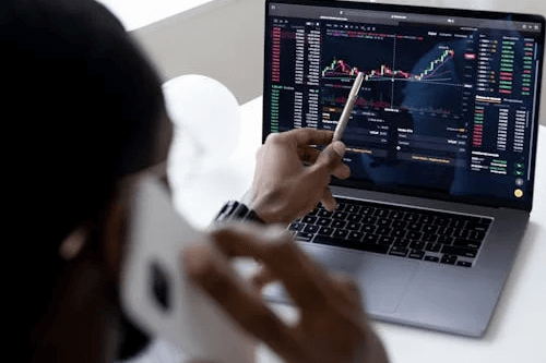 Gewinn Plus Gemeinschaft und Unterstützung